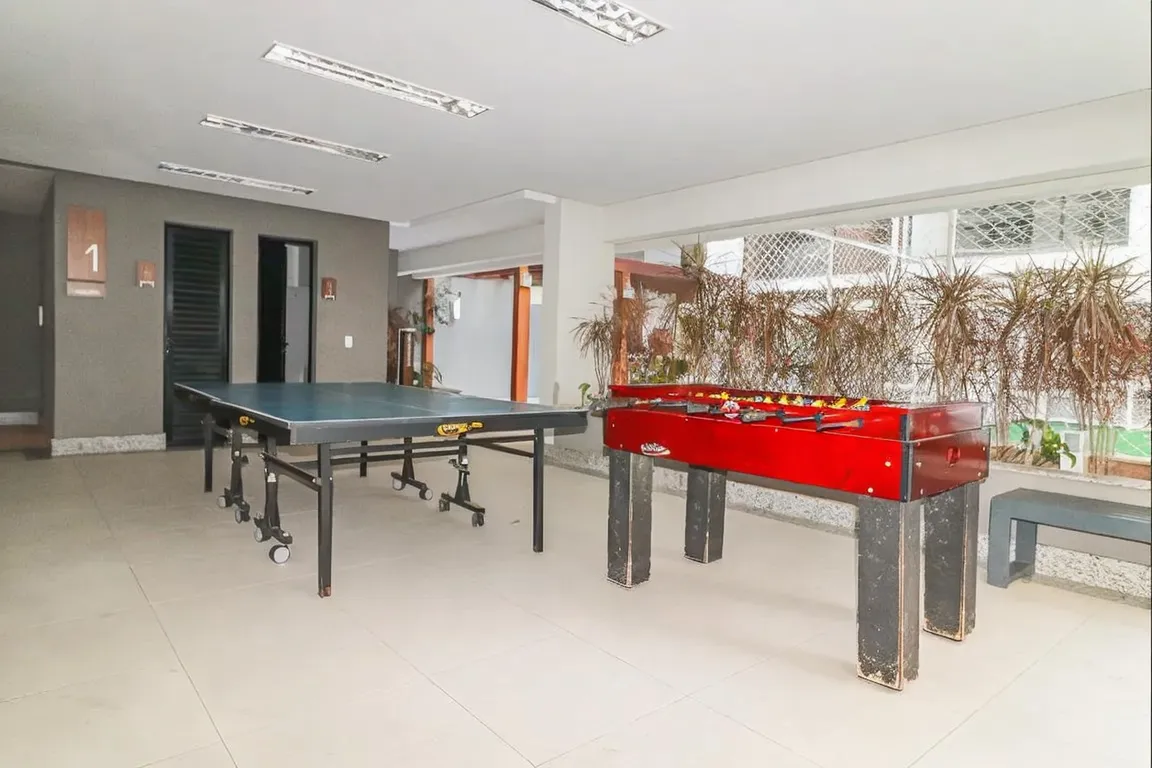 BRISE CLUBE CONDOMÍNIO SALÃO DE JOGOS