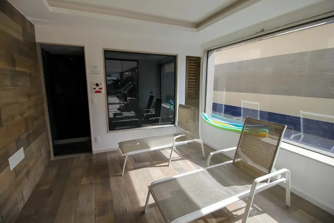 TRIO BOTAFOGO CONDOMINIO planta baixa de apartamento 3 quartos com distribuição de ambientes.