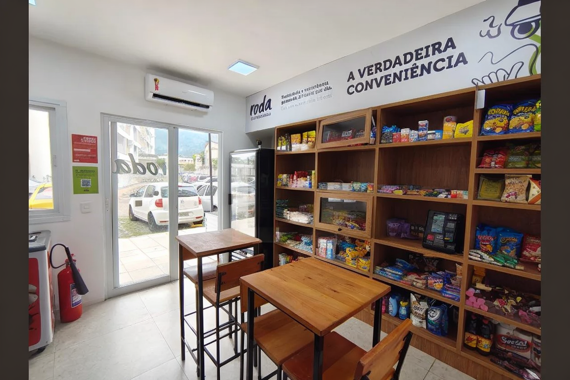 Wind Residencial apartamento com sala integrada à varanda