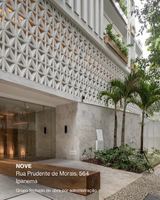 NOVE IPANEMA MOZAK fachada minimalista com paisagismo em Ipanema