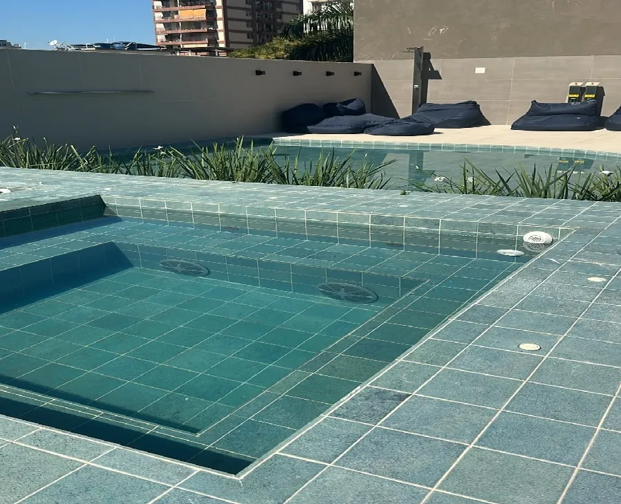 Pista de caminhada e ciclovia no Parque Sustentável da Gávea para atividades ao ar livre.