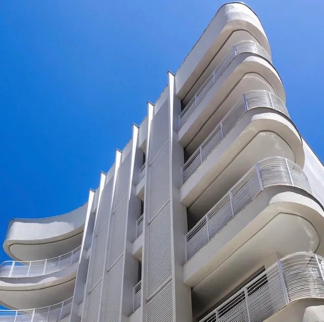 Raro palacete Art Deco em área valorizada, próximo a parques e comércio sofisticado no Rio de Janeiro