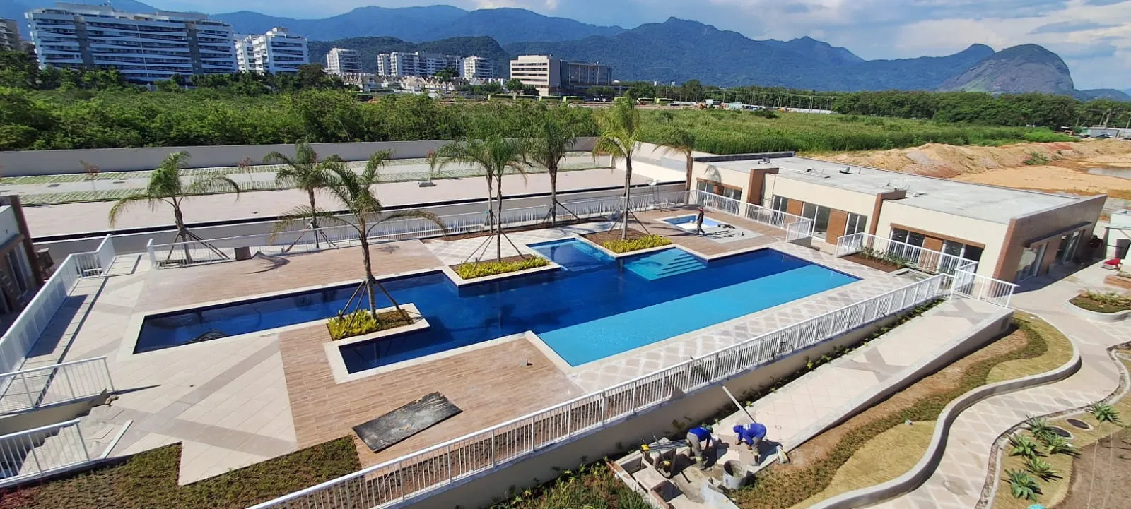 PALMS RECREIO STYLE RESIDENCES