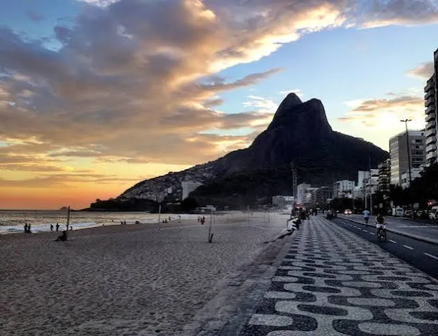 Lançamento imperdível: Joao de Barros Leblon. Apartamentos de alto padrão no Leblon, com plantas flexíveis e vista para o mar. Clique e veja mais!
